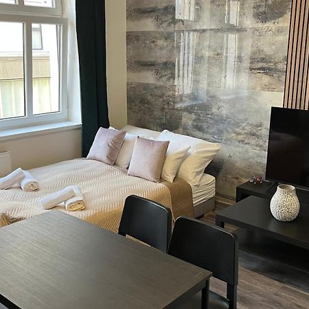 Downtown Boutique Apartments Liberec Bagian luar foto