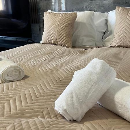Downtown Boutique Apartments Liberec Bagian luar foto