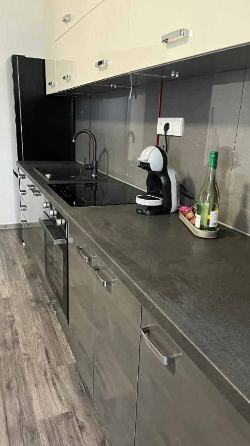 Downtown Boutique Apartments Liberec Bagian luar foto